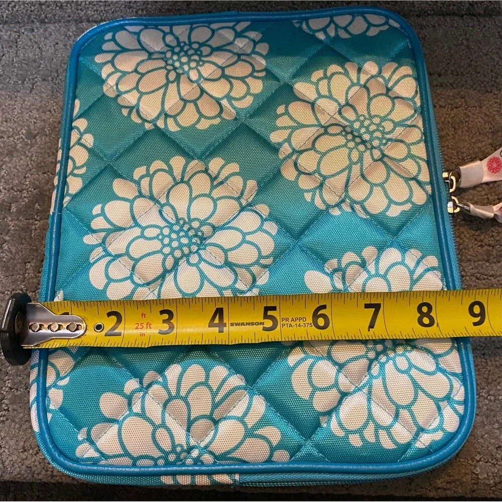 Penelope Ann Aqua Splash Padded Tablet Cover NWOT